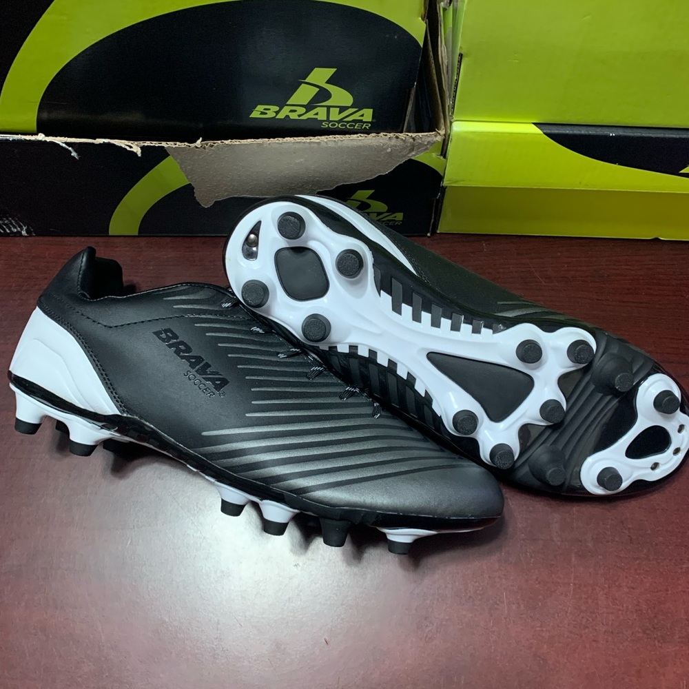 Brava Soccer Shoes - Picture 3 of 7